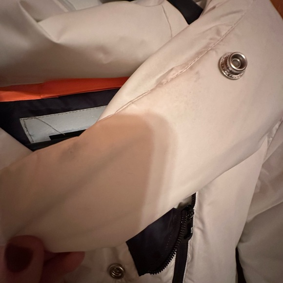 Suns board limited edition Gabriel’e and Penelope Muccino women’s coat - Picture 12 of 12